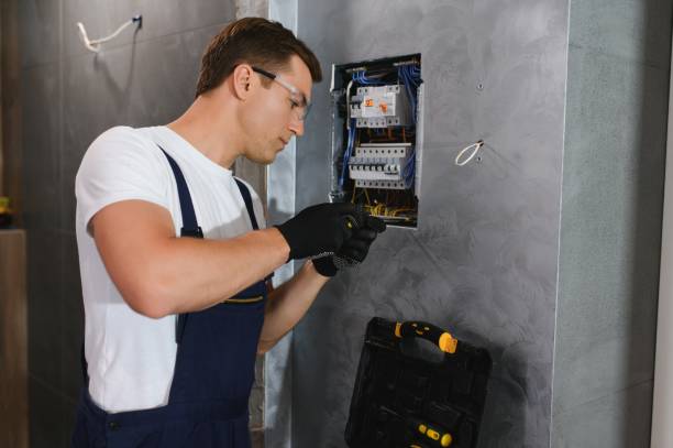Best Electrical Outlet Repair  in Effingham, IL