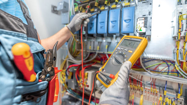Best Affordable Emergency Electrician  in Effingham, IL